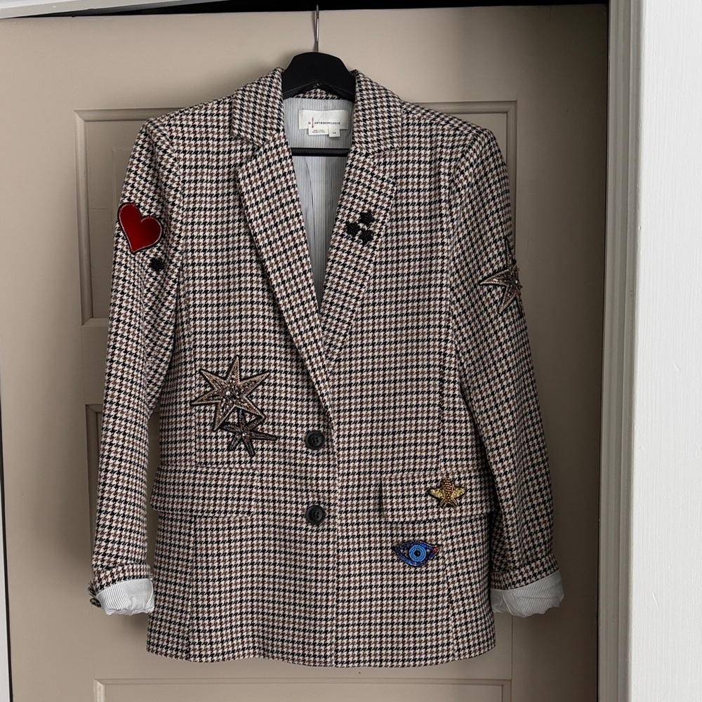 Anthropologie Brown Black and Cream Houndstooth Blazer with Patches